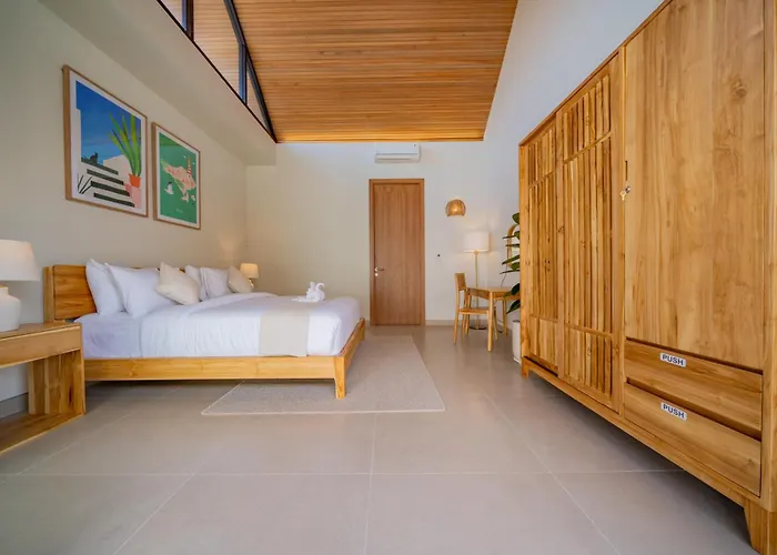 Umah Jerapah Canggu, Exquisite Brand New 2br - 10 Minutes To Batu Bolong ヴィラ *