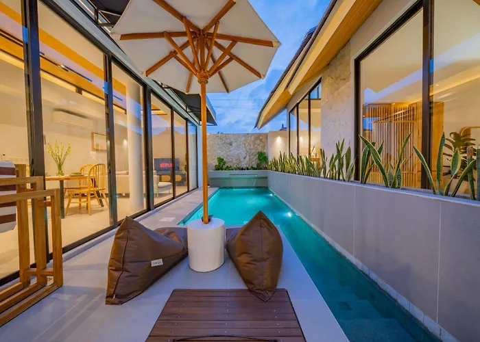 Umah Jerapah Canggu, Exquisite Brand New 2br - 10 Minutes To Batu Bolong チャングー