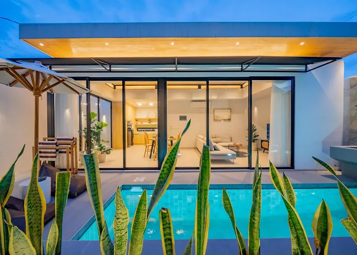 Umah Jerapah Canggu, Exquisite Brand New 2br - 10 Minutes To Batu Bolong